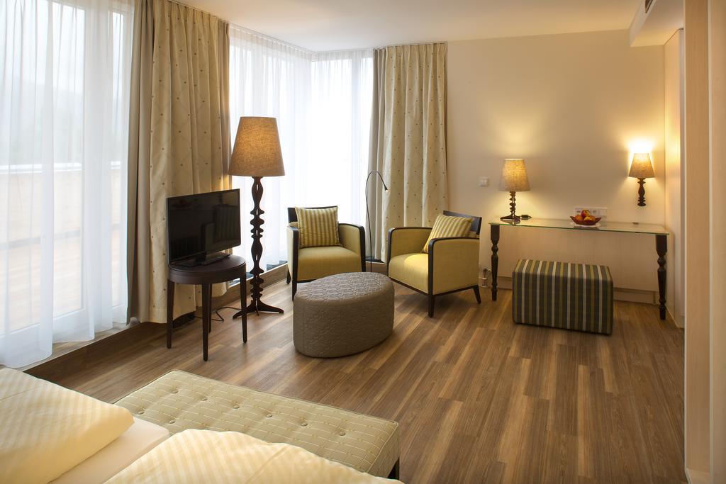Hotel Baeren Titisee Eksteriør bilde